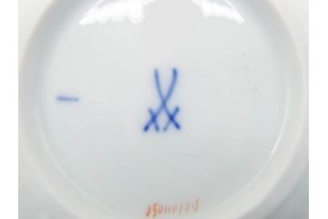 ドイツ　マイセン　Meissen　ベーシックフラワー　二つ花　大胆に描かれた花達が華やぎをもたらしてくれるクリーマー(洋食器、ミルクジャー、ミルクポット)(R-070191)