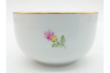 ドイツ　マイセン　Meissen　ベーシックフラワー　二つ花　置いてあるだけでもおしゃれなシュガーポット(洋食器、蓋付きボックス、ボンボン、小物入れ)(R-070192)