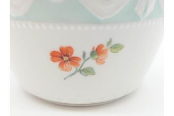 ベルリン　KPM(ベルリン王立磁器製陶所)　KURLAND　クアランド　クラシックな雰囲気溢れるティーカップ&ソーサー3客セット(ケーピーエムベルリン、C&S、王笏、洋食器)(R-070196)