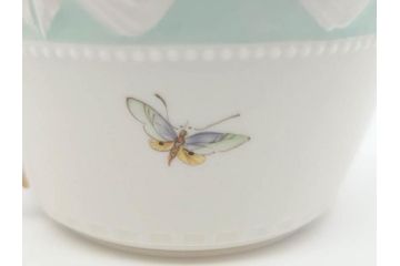 ベルリン　KPM(ベルリン王立磁器製陶所)　KURLAND　クアランド　クラシックな雰囲気溢れるティーカップ&ソーサー3客セット(ケーピーエムベルリン、C&S、王笏、洋食器)(R-070196)
