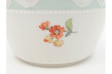 ベルリン　KPM(ベルリン王立磁器製陶所)　KURLAND　クアランド　クラシックな雰囲気溢れるティーカップ&ソーサー3客セット(ケーピーエムベルリン、C&S、王笏、洋食器)(R-070196)