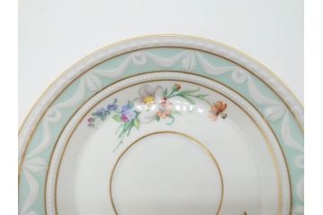 ベルリン　KPM(ベルリン王立磁器製陶所)　KURLAND　クアランド　クラシックな雰囲気溢れるティーカップ&ソーサー3客セット(ケーピーエムベルリン、C&S、王笏、洋食器)(R-070197)