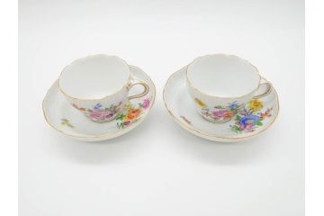 ドイツ　マイセン　Meissen　ベーシックフラワー　五つ花　繊細なデザインが上品な雰囲気を醸し出すティーカップ&ソーサー2客セット(洋食器、C&S)(R-070201)