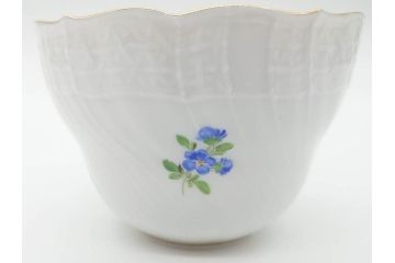 ドイツ　マイセン　Meissen　ベーシックフラワー　五つ花　繊細なデザインが上品な雰囲気を醸し出すティーカップ&ソーサー2客セット(洋食器、C&S)(R-070201)