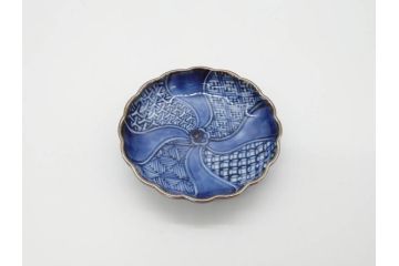 加藤利昌　清水焼　染付　祥瑞文　落ち着いた和の雰囲気にぴったりの醤油差し&豆皿セット(しょうゆ差し、醤油瓶、調味料入れ、和食器)(R-070210)