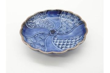 加藤利昌　清水焼　染付　祥瑞文　落ち着いた和の雰囲気にぴったりの醤油差し&豆皿セット(しょうゆ差し、醤油瓶、調味料入れ、和食器)(R-070210)
