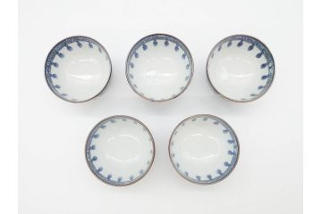 加藤利昌　清水焼　染付　描かれた鳳凰が美しい蓋付き湯呑み5客セット(和食器、湯のみ、茶碗)(R-070213)