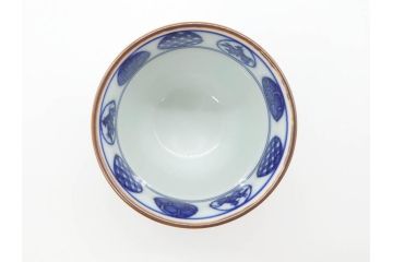 松谷窯　叶松谷(道夫)　捻祥瑞意 古紋金箔散　多様なデザインが目を惹く湯呑み(共箱付き、湯のみ、和食器)(R-070216)