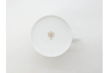 大倉陶園(OKURA、OAC)　フクロウ　ゴールドのデザインが優美な印象を与えるマグカップ(洋食器、箱付き、梟、リス)(R-070218)