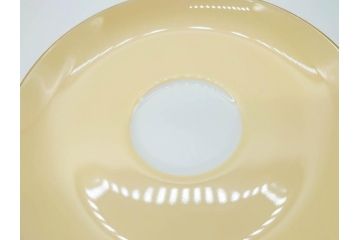 大倉陶園(OKURA、OAC)　色蒔き(クリーム)　シンプルながら上品な雰囲気を醸し出すモーニングカップ&ソーサー(洋食器、C&S、箱付き)(R-070219)