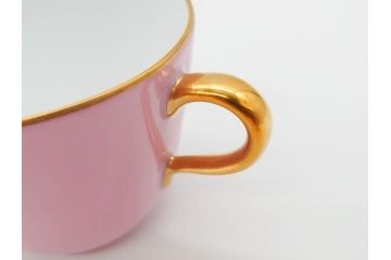 大倉陶園(OKURA、OAC)　色蒔き(ピンク)　シンプルながら上品な雰囲気を醸し出すモーニングカップ&ソーサー(洋食器、C&S、箱付き)(R-070220)