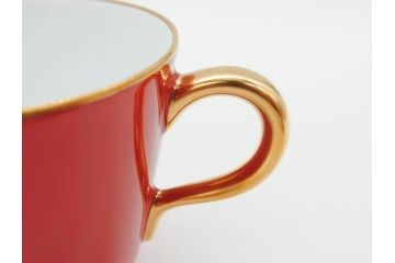 大倉陶園(OKURA、OAC)　色蒔き(レッド)　シンプルながら上品な雰囲気を醸し出すモーニングカップ&ソーサー(洋食器、C&S、箱付き)(R-070221)