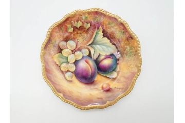 イギリス　ROYAL WORCESTER(ロイヤルウースター)　ペインテッドフルーツ　スモモ　約20cm　一つ一つ丁寧に絵付けされた意匠が美しいプレート(ハンドペイント、箱付き、洋食器、皿、すもも、プラム)(R-070224)