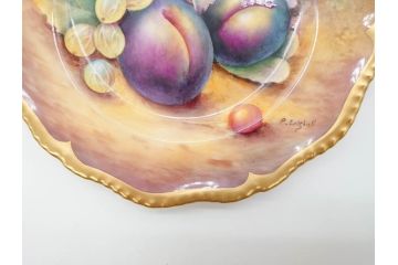 イギリス　ROYAL WORCESTER(ロイヤルウースター)　ペインテッドフルーツ　スモモ　約20cm　一つ一つ丁寧に絵付けされた意匠が美しいプレート(ハンドペイント、箱付き、洋食器、皿、すもも、プラム)(R-070224)