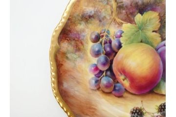 イギリス　ROYAL WORCESTER(ロイヤルウースター)　ペインテッドフルーツ　約20cm　一つ一つ丁寧に絵付けされた意匠が美しいプレート(ハンドペイント、箱付き、洋食器、皿)(R-070225)