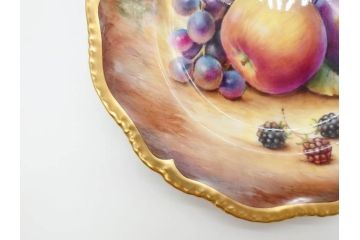 イギリス　ROYAL WORCESTER(ロイヤルウースター)　ペインテッドフルーツ　約20cm　一つ一つ丁寧に絵付けされた意匠が美しいプレート(ハンドペイント、箱付き、洋食器、皿)(R-070225)