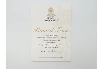 イギリス　ROYAL WORCESTER(ロイヤルウースター)　ペインテッドフルーツ　約20cm　一つ一つ丁寧に絵付けされた意匠が美しいプレート(ハンドペイント、箱付き、洋食器、皿)(R-070225)