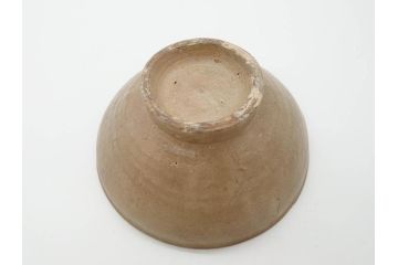時代物　高麗　時を経た風合いが味わい深い蕎麦茶碗(そば、茶道具、茶器、和食器、共箱付き)(R-070229)