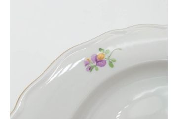 ドイツ　マイセン　Meissen　ベーシックフラワー　二つ花　優美な雰囲気が素敵なトリオセット(ティーカップ&ソーサー、プレート、皿、洋食器)(R-070232)
