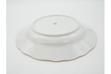 ドイツ　マイセン　Meissen　ベーシックフラワー　二つ花　優美な雰囲気が素敵なトリオセット(ティーカップ&ソーサー、プレート、皿、洋食器)(R-070232)