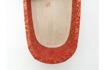 金襴張り　挿鞋(束帯、木製、履物、靴、くつ、クツ、法要、葬儀、仏具、僧侶、法衣、装束、神主)(R-070236)