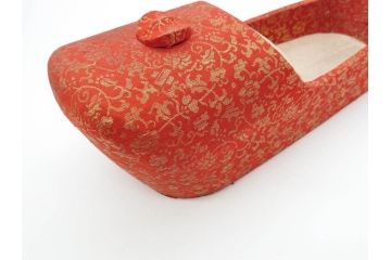 金襴張り　挿鞋(束帯、木製、履物、靴、くつ、クツ、法要、葬儀、仏具、僧侶、法衣、装束、神主)(R-070236)