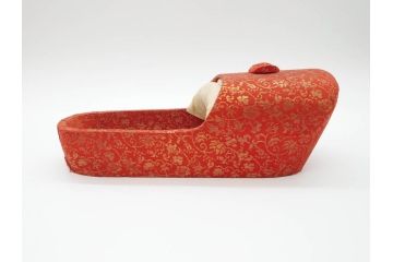 金襴張り　挿鞋(束帯、木製、履物、靴、くつ、クツ、法要、葬儀、仏具、僧侶、法衣、装束、神主)(R-070236)