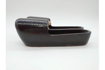 古い浅沓(束帯、木製、履物、靴、くつ、クツ、法要、葬儀、仏具、僧侶、法衣、装束、神主、衣冠、直衣、狩衣)(R-070237)