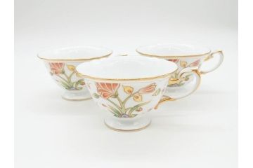 大倉陶園(OAC)　OKURA CHINA　フラワー　華やかな花のデザインが気分を上げてくれるティーカップ&ソーサー3客セット(箱付き、洋食器)(R-070260)