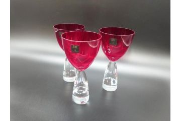 イギリス　ROYAL DOULTON(ロイヤルドルトン)　ジュリアン・マクドナルド(JM)　鮮やかな赤色が美しいイグナイトタンブラー3客セット(グラス、洋食器)(R-070262)