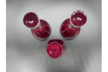 イギリス　ROYAL DOULTON(ロイヤルドルトン)　ジュリアン・マクドナルド(JM)　鮮やかな赤色が美しいイグナイトタンブラー3客セット(グラス、洋食器)(R-070262)