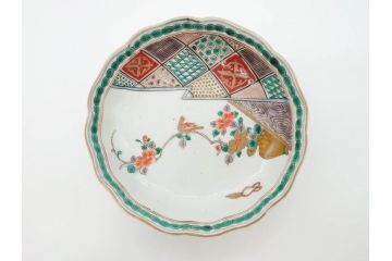 江戸〜明治期　伊万里　色絵　約16cm　5.1寸　多様な絵付けが目を惹くなます皿3枚セット(花盆、花鳥、はさみ、深皿、和食器、五寸一分)(R-070263)