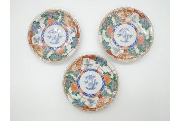 幕末　伊万里　色絵　7寸　約22cm　優雅に舞う蝶のデザインが魅力の中皿3枚セット(花蝶、鳳凰、鳥、竹、紫陽花、和食器、七寸)(R-070264)