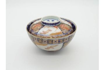 幕末〜明治期　伊万里　4.1寸　約13cm　煌びやかな色絵が目を惹く蓋付き茶碗5客セット(麒麟の図、和食器、四寸一分)(R-070265)