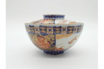 幕末〜明治期　伊万里　4.1寸　約13cm　煌びやかな色絵が目を惹く蓋付き茶碗5客セット(麒麟の図、和食器、四寸一分)(R-070265)