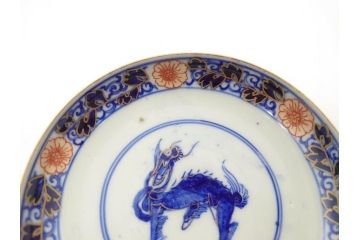 幕末〜明治期　伊万里　4.1寸　約13cm　煌びやかな色絵が目を惹く蓋付き茶碗5客セット(麒麟の図、和食器、四寸一分)(R-070265)