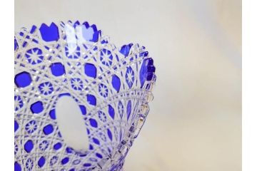 ドイツ　マイセン　Meissen　マイセンクリスタル　アラビアンナイト　美しいデザインが幻想的な空間を演出する花瓶(MEISSENER BLEIKRISTALL、カットガラス、フラワーベース、花器、花入、箱付き)(R-070268)