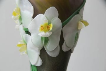 中古　ガラス工芸作家　黒木国昭　新世紀ロマン　ランプ「胡蝶蘭」　ディスプレイとしても活躍するテーブルランプ(卓上照明、卓上ランプ、テーブルライト、スタンドライト、ナイトスタンド)(R-070272)