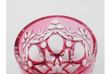 伝統工芸士　篠崎清一　江戸切子　繊細なカットが美しいぐい呑み2個セット(共箱付き、猪口、ガラス、硝子、カガミクリスタル、篠崎硝子工芸所)(R-070275)