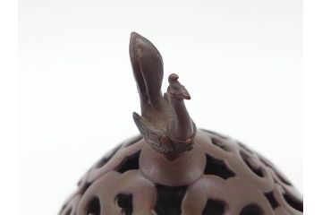 鋳金工芸作家　香取秀真(秀治郎)　繊細な意匠にこだわりを感じる博山爐(帝室技芸員、共箱付き、香炉)(R-070278)
