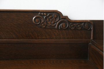 イギリスアンティーク　美品　オーク材　凝ったデザインが目を引くサイドボード(サイドキャビネット、収納棚、戸棚、引き出し、英国)(R-070297)