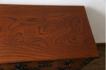 中古 美品 最高級の上手物!貫禄ただよう本漆塗りの仙台箪笥(衣装箪笥、引き出し、チェスト)(定価約100万円)(R-070311)