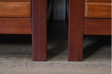 中古　民芸家具　花梨(カリン)材　収納付き囲炉裏チェア2脚セット(椅子、ダイニングチェア、板座チェア)(R-070314)