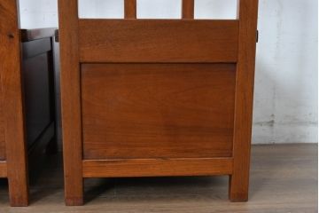 中古　民芸家具　花梨(カリン)材　収納付き囲炉裏チェア2脚セット(椅子、ダイニングチェア、板座チェア)(R-070314)
