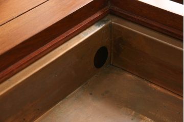 中古　民芸家具　趣ある佇まいが目を引く囲炉裏テーブル(木製火鉢、長火鉢、ダイニングテーブル、4人掛け、6人掛け)(R-070315)