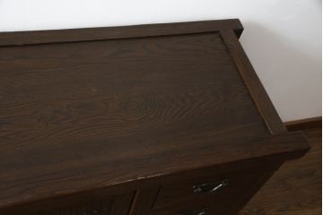 和製ビンテージ　幅1500ミリの希少サイズ　浮造り仕上げのアンティーク調水屋箪笥サイドボード(和風食器棚、和風サイドキャビネット、収納棚、戸棚、時代箪笥、茶箪笥、テレビ台、テレビボード、ヴィンテージ)(R-070320)