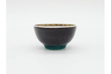 古九谷　九谷焼　三ツ井為吉　絵変り　1.8寸　約5cm　多種多様な絵付けが魅力的な酒盃5客セット(酒杯、おちょこ、お猪口、ぐい呑、色絵、五客揃、一寸八分、共箱付き、和食器)(R-070336)