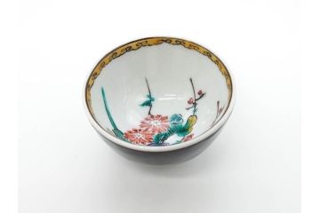 古九谷　九谷焼　三ツ井為吉　絵変り　1.8寸　約5cm　多種多様な絵付けが魅力的な酒盃5客セット(酒杯、おちょこ、お猪口、ぐい呑、色絵、五客揃、一寸八分、共箱付き、和食器)(R-070336)