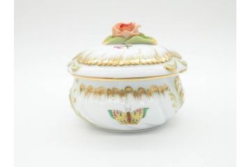 ヘレンド　ハンガリー　HEREND HVNGARY　ヴィクトリアブーケ　繊細な花の装飾がおしゃれなシュガーポット(HUNGARY、ボンボン入れ、小物入れ、菓子器、洋食器)(R-070338)