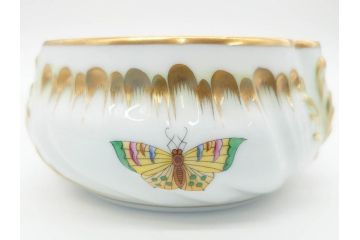 ヘレンド　ハンガリー　HEREND HVNGARY　ヴィクトリアブーケ　繊細な花の装飾がおしゃれなシュガーポット(HUNGARY、ボンボン入れ、小物入れ、菓子器、洋食器)(R-070338)